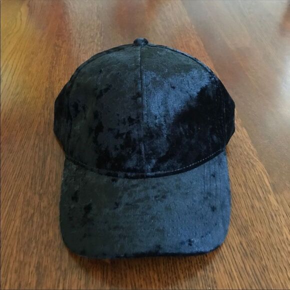 Black Velvet Baseball Cap NWT Round Sun Hat - Picture 4 of 4